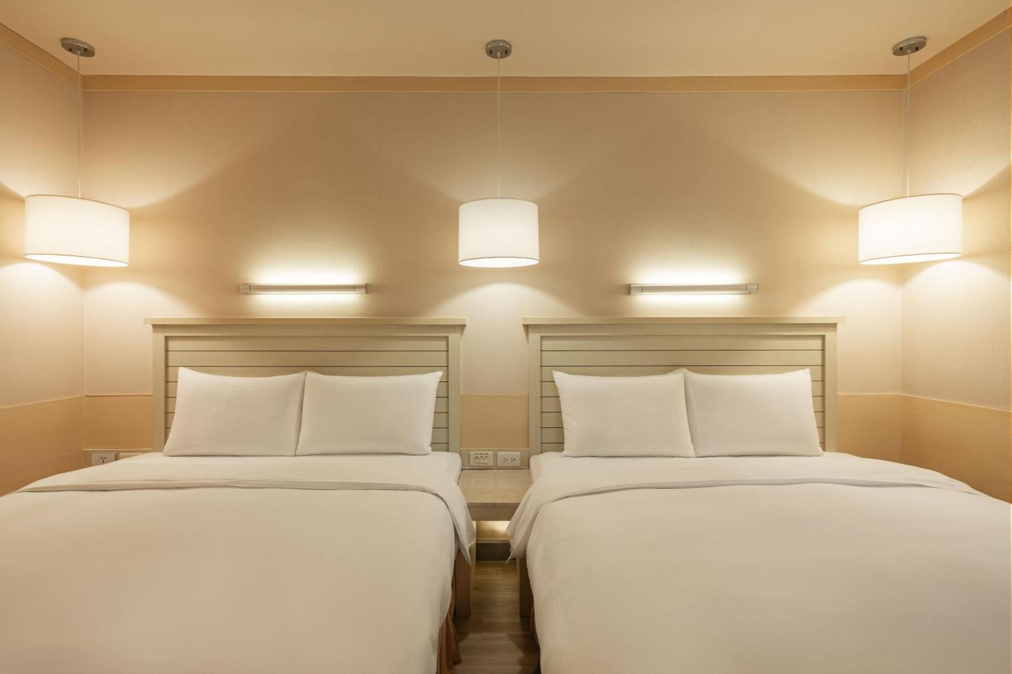 Kindness Hotel - Jhong Jheng Kaohsiung Room photo